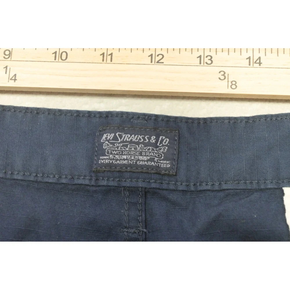 Levi Strauss & Co Cargo Shorts Mens 44 Navy Blue Ripstop Cotton Utility EUC
